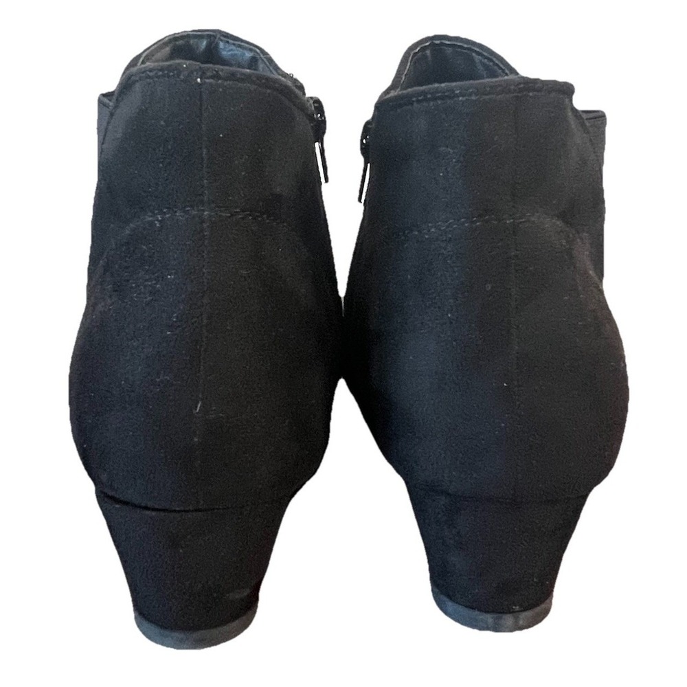 Its OK Janelle Black Faux Suede Wedge Ankle Boots Womens 7.5W Round Toe Zip - Picture 3 of 8